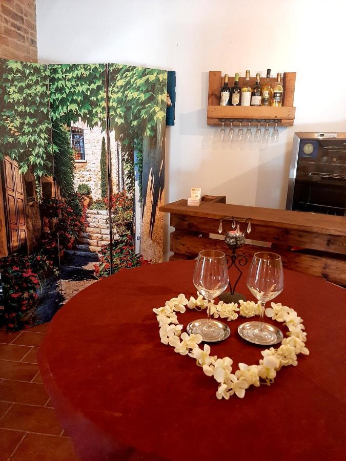 B&B La Casa In Campagna Collecorvino ภายนอก รูปภาพ