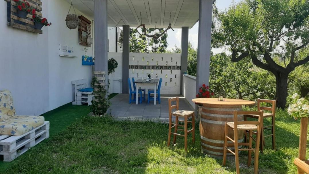 B&B La Casa In Campagna Collecorvino ภายนอก รูปภาพ
