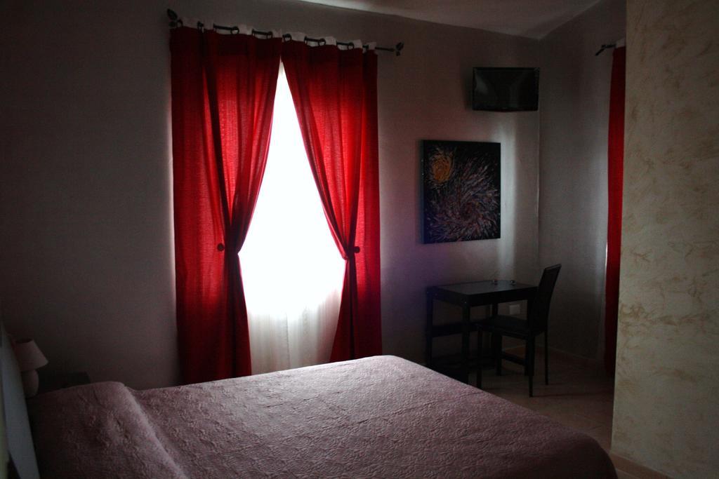 B&B La Casa In Campagna Collecorvino ห้อง รูปภาพ