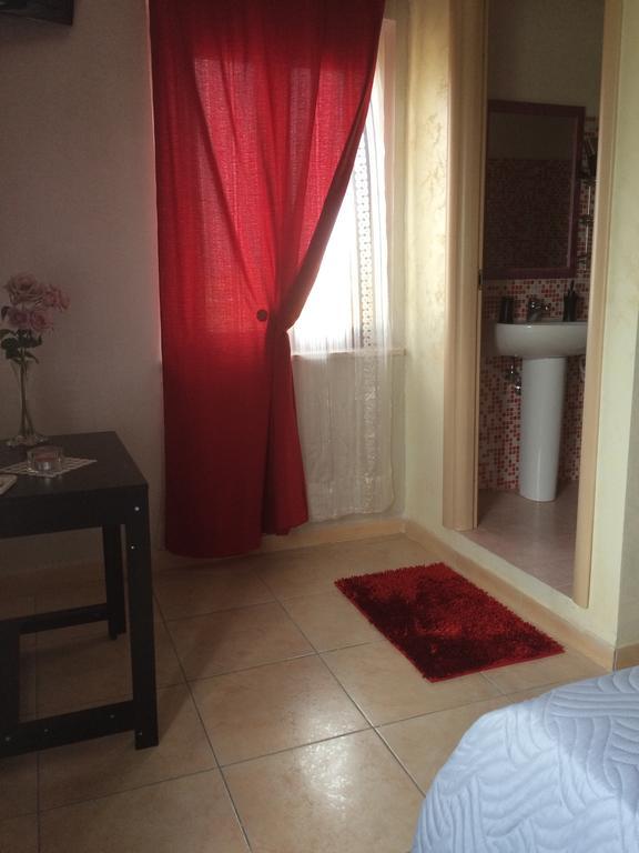 B&B La Casa In Campagna Collecorvino ภายนอก รูปภาพ