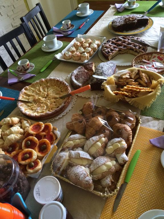 B&B La Casa In Campagna Collecorvino ภายนอก รูปภาพ