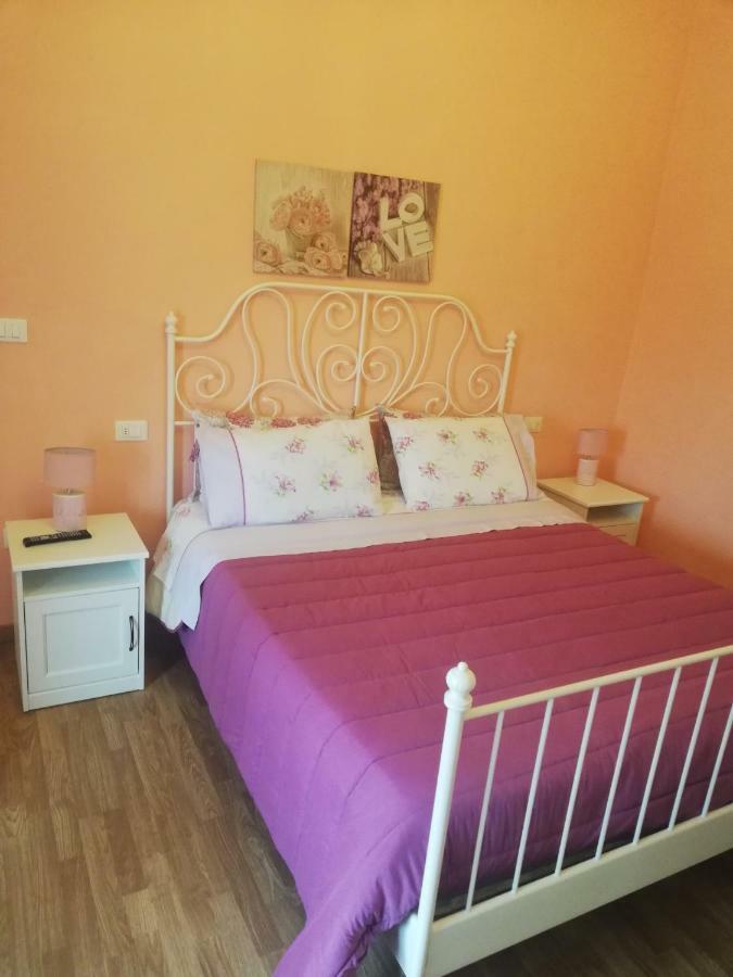 B&B La Casa In Campagna Collecorvino ภายนอก รูปภาพ
